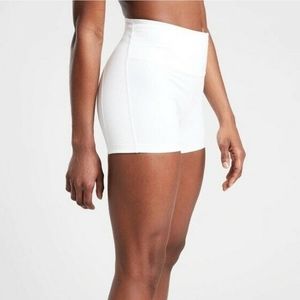 Athleta Ultimate 3in Shortie Shorts
